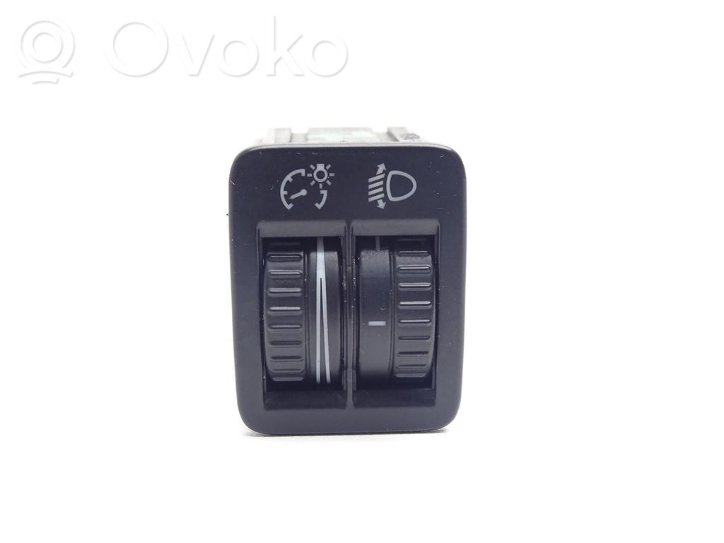 Volkswagen PASSAT B7 Interruptor de luz 