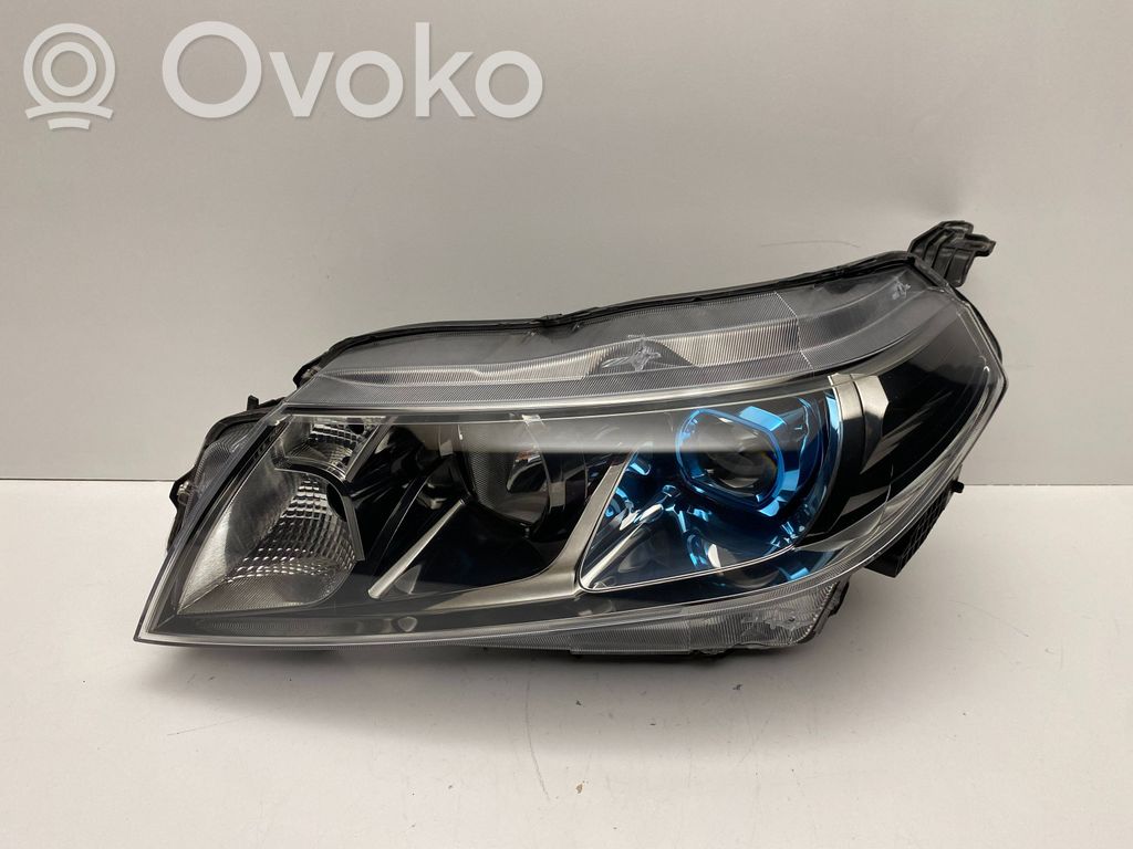 Suzuki Vitara (LY) Headlight/headlamp 