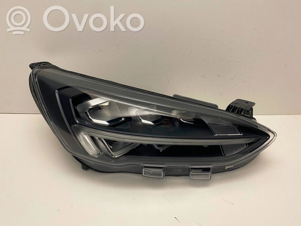 Ford Focus Headlight/headlamp 