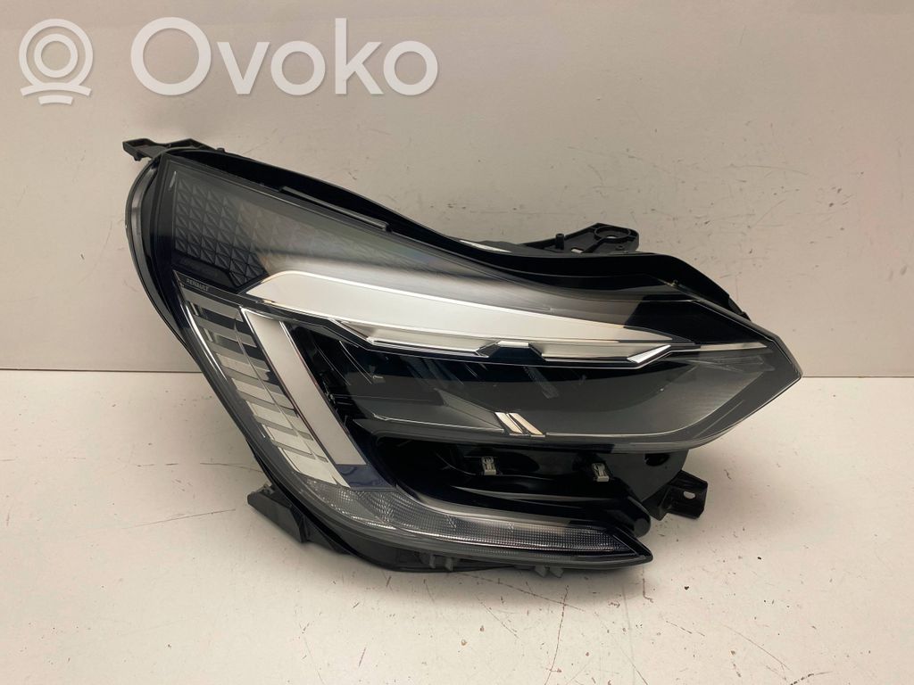 Renault Captur II Priekšējais lukturis 