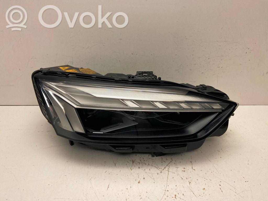 Audi A5 Headlight/headlamp 