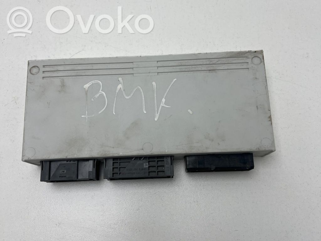 Módulo de confort/conveniencia   689667,6907659