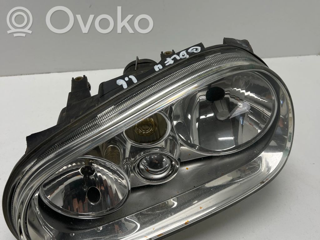 Volkswagen Golf IV Headlight/headlamp 