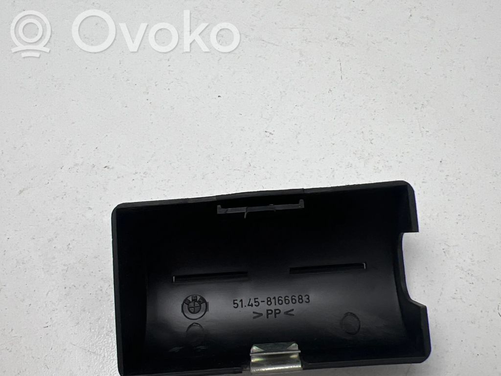 BMW 5 E60 E61 Cita veida salona detaļa 