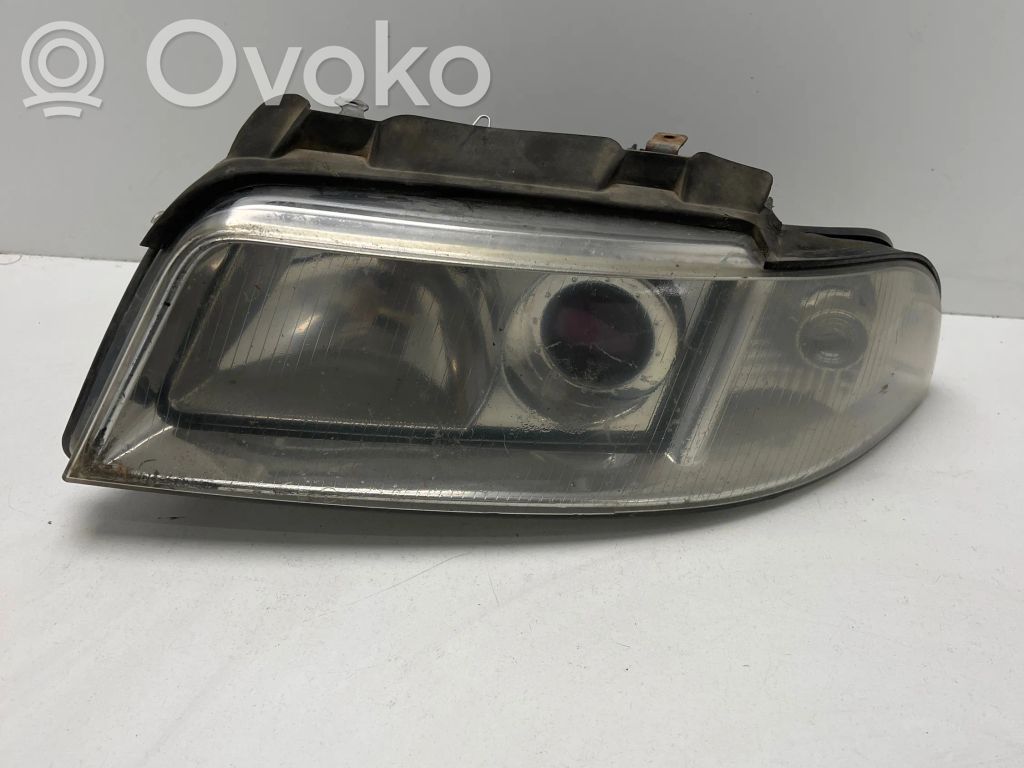 Audi A4 S4 B5 8D Etu-/Ajovalo 