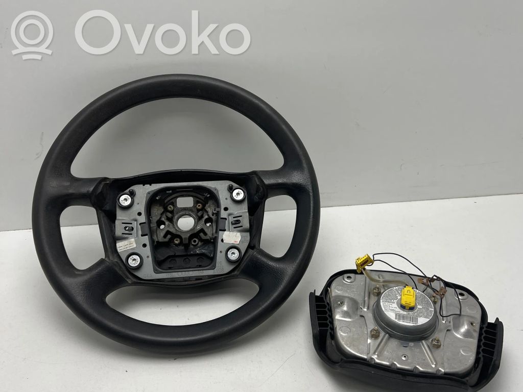 Audi A4 S4 B5 8D Ohjauspyörä 