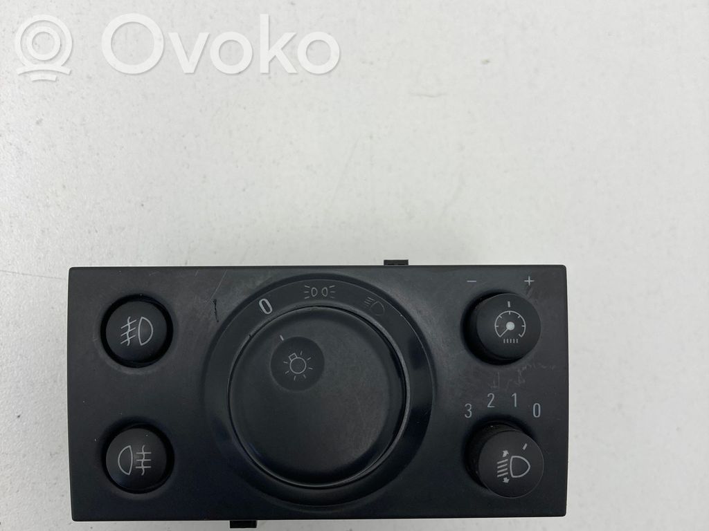 Opel Vectra C Light switch 