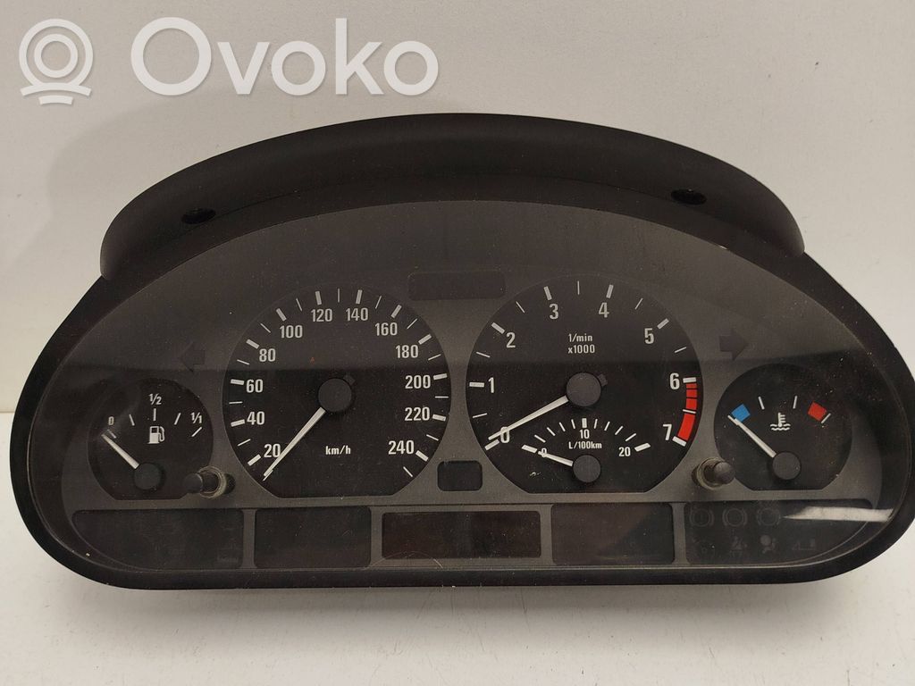 Speedometer (instrument cluster)   8387604,02310111789149,0263606196