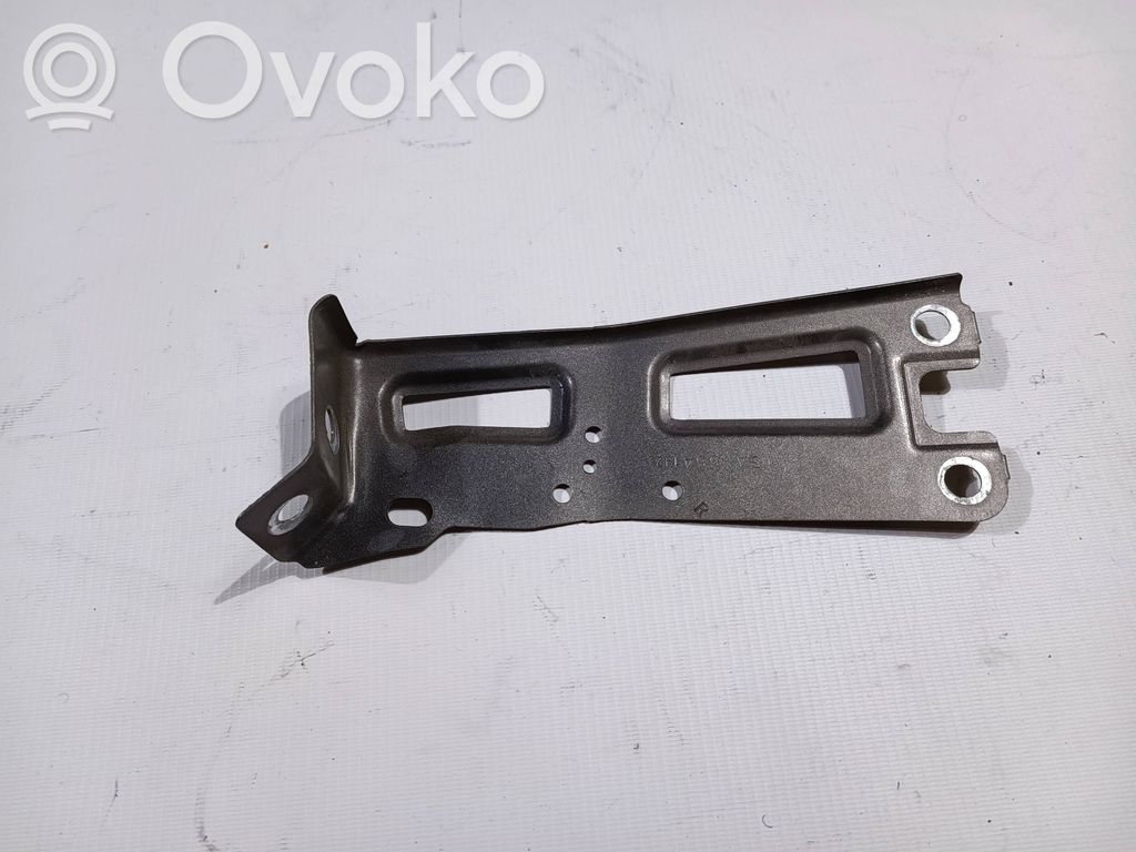 Fender mounting bracket