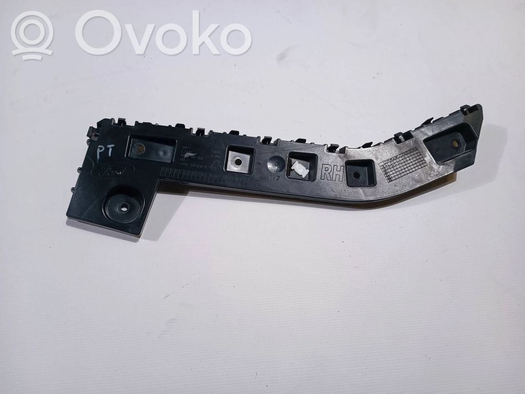 Ford Explorer VI Rear bumper mounting bracket 