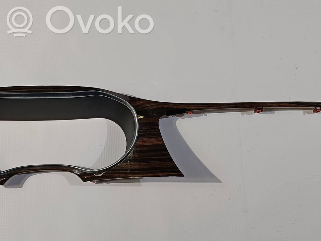 Chrysler Pacifica Dashboard trim 
