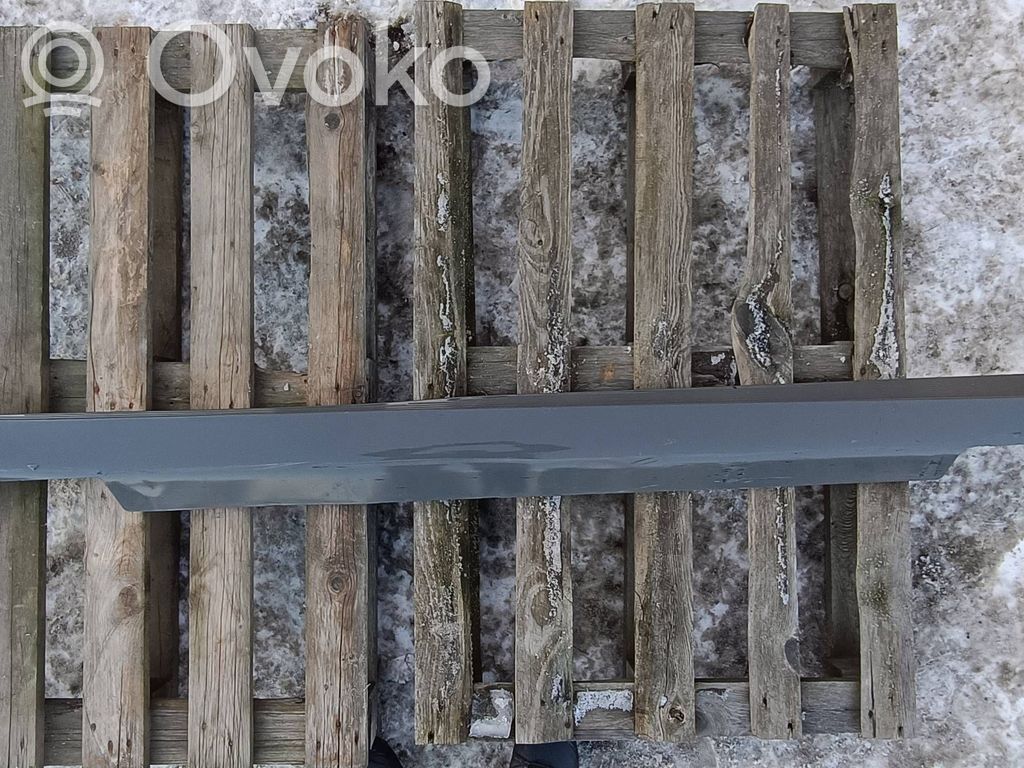Chrysler Pacifica Sill 