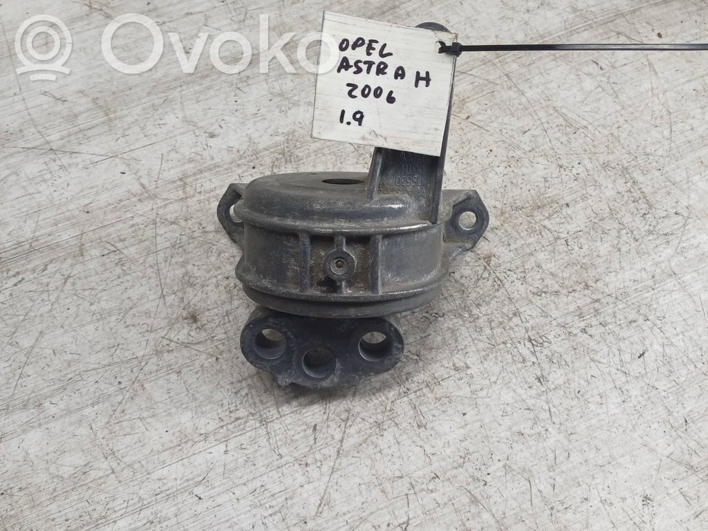 Opel Astra H Engine mount bracket 