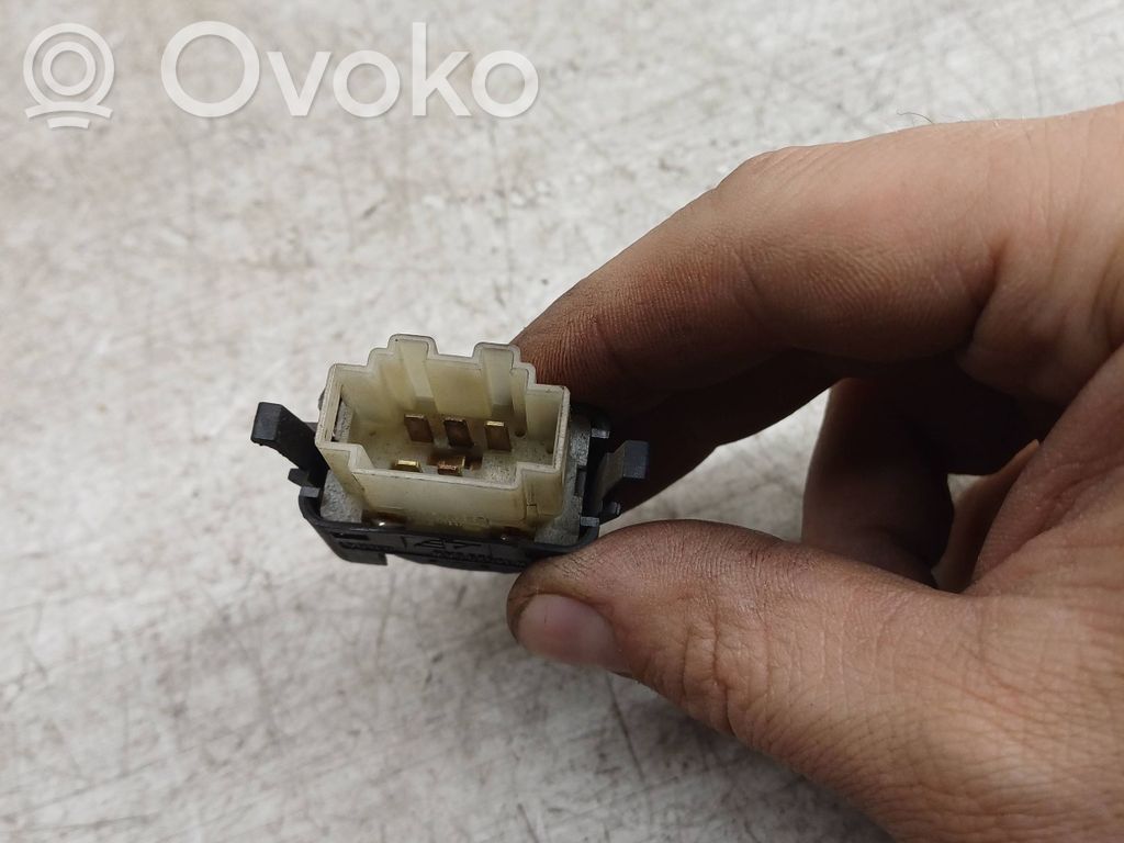 Seat Alhambra (Mk1) Electric window control switch 