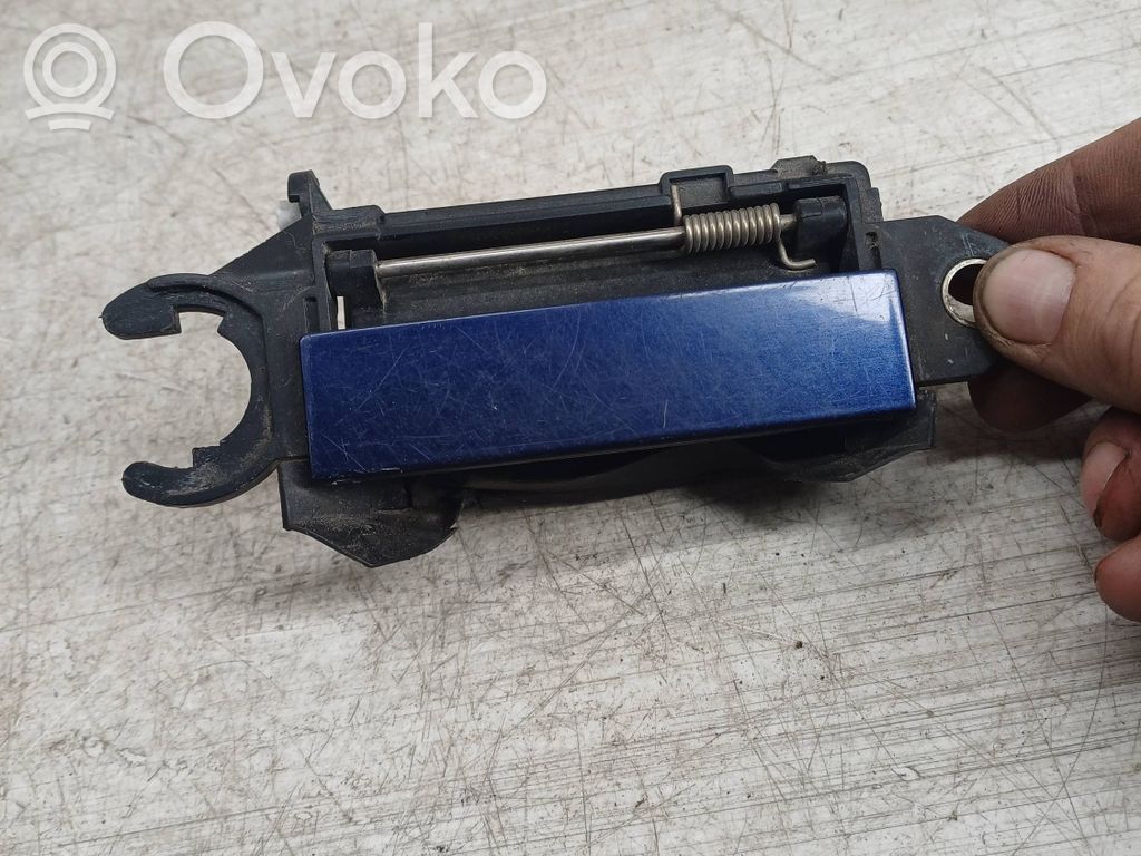 Audi A4 S4 B5 8D Etuoven ulkokahva 