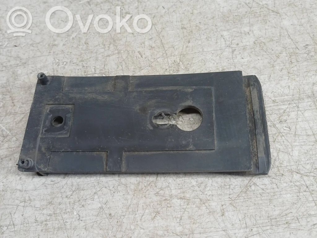 Volvo S80 Front bumper mounting bracket 