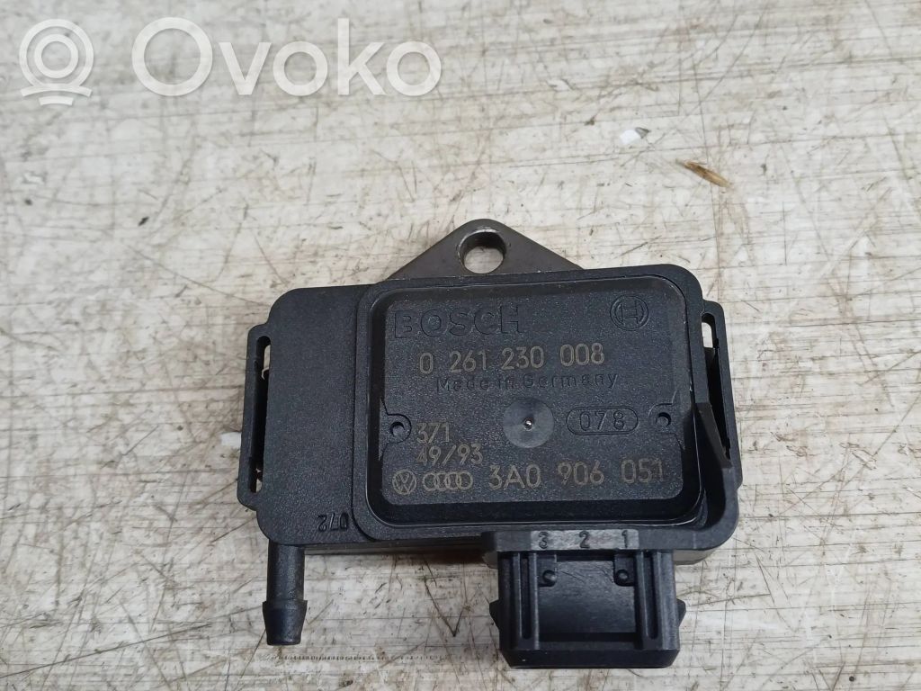 Volkswagen Golf III Air pressure sensor 