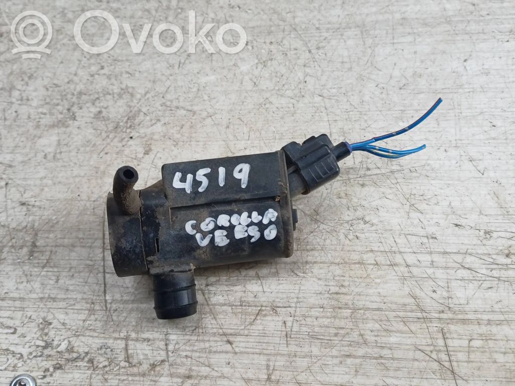 Toyota Corolla Verso E121 Windscreen/windshield washer pump 