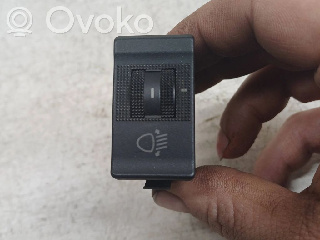 Headlight level height control switch   8A0941301,4493,11WKC6