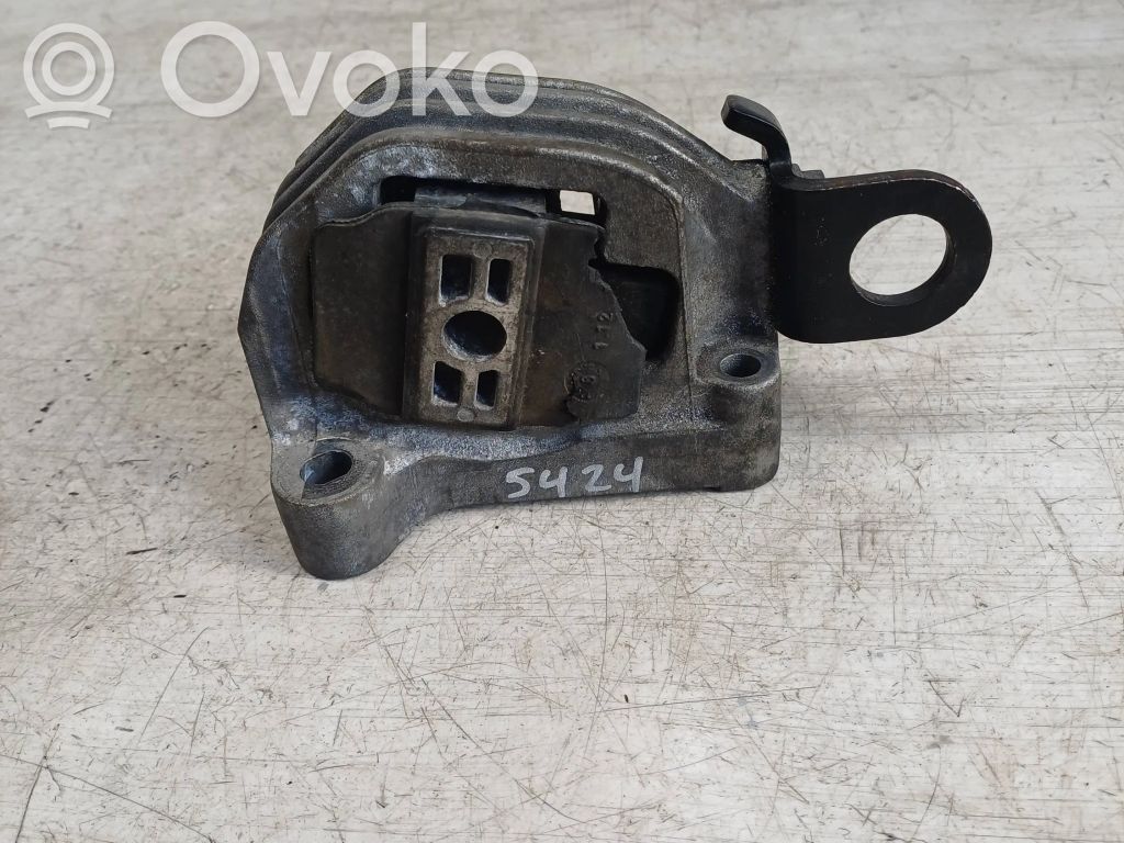 Volvo S80 Engine mount bracket 