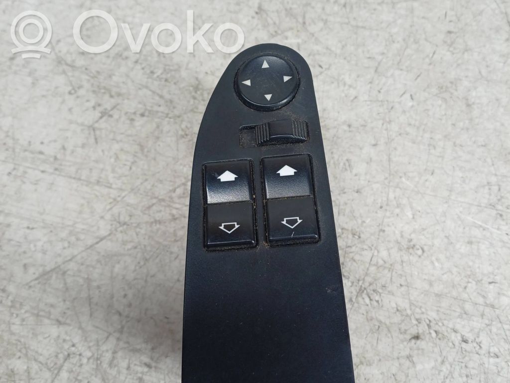 BMW 5 E39 Electric window control switch 