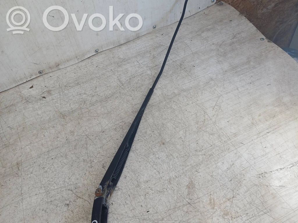 Peugeot Expert Front wiper blade arm 