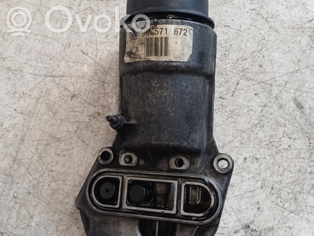 Opel Zafira A Oil filter mounting bracket 