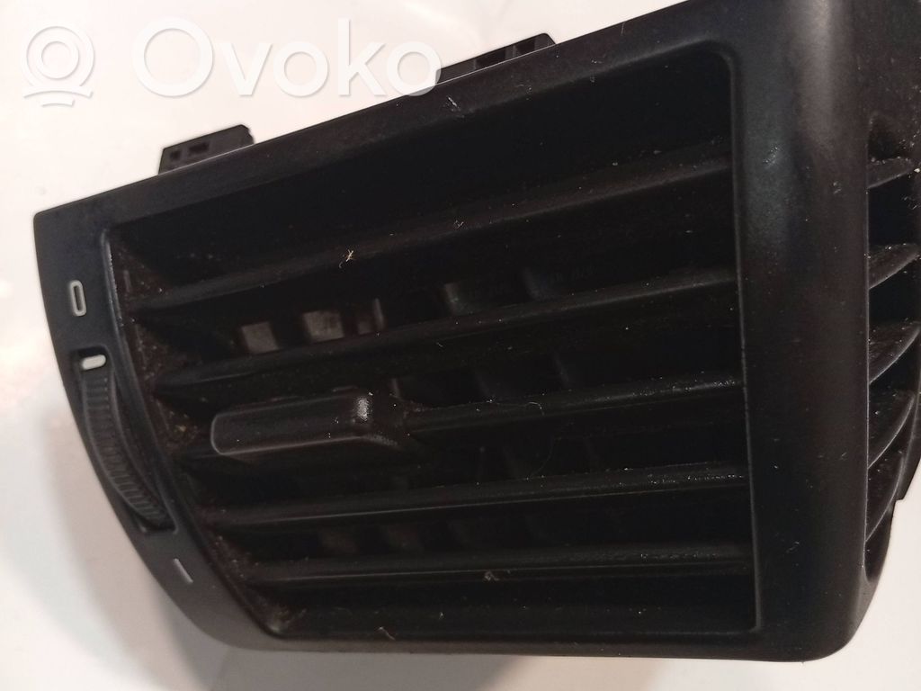 Audi A6 S6 C5 4B Dashboard side air vent grill/cover trim 