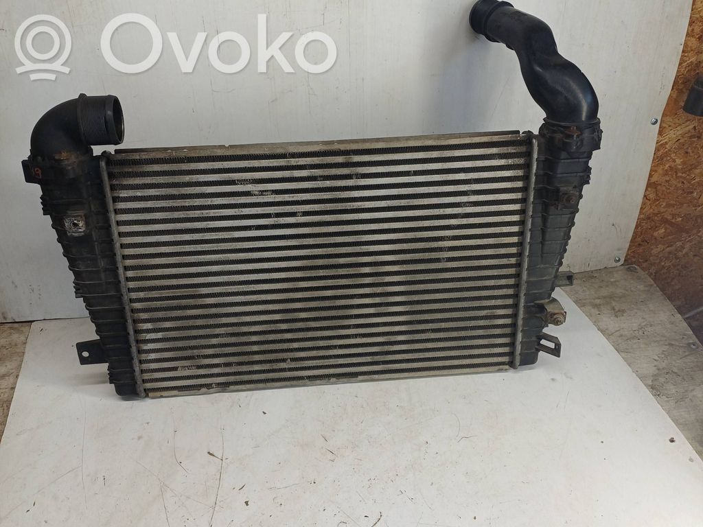 Opel Zafira B Interkūlerio radiatorius 