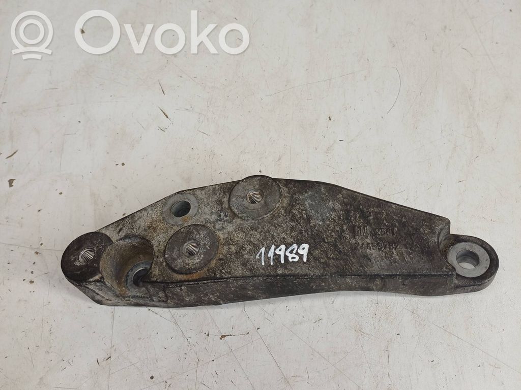 Opel Zafira B Gearbox mounting bracket 