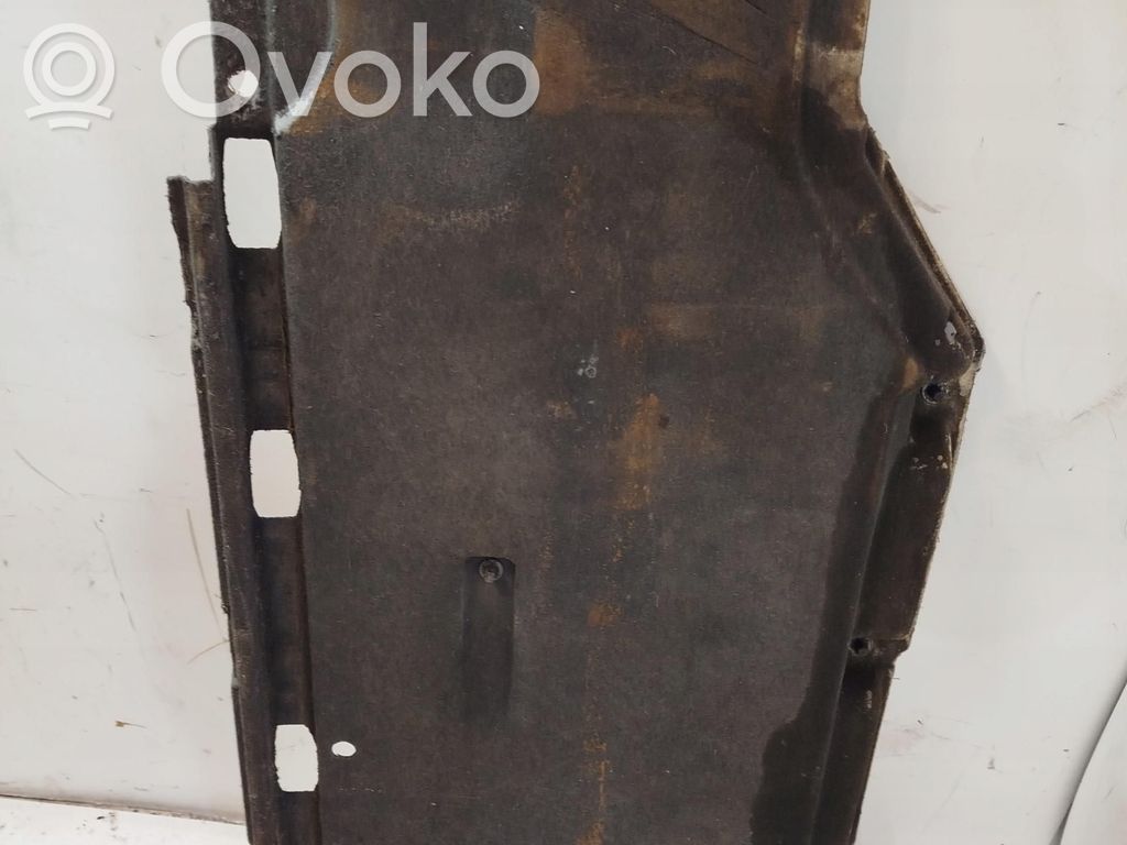 Audi A5 Sivupohjapanssari 