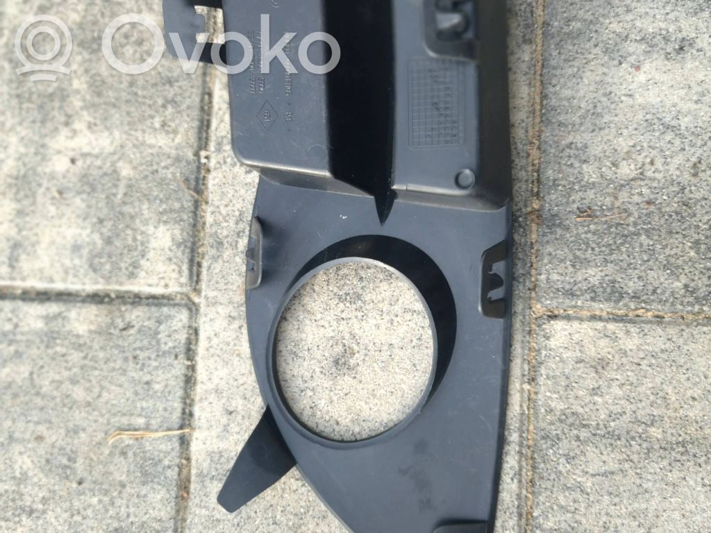 Renault Thalia II Front fog light trim/grill 