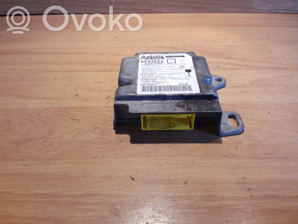 Renault Megane I Airbag control unit/module 