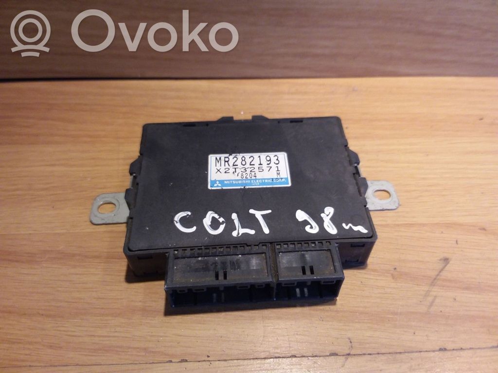 Mitsubishi Colt Unidad de control/módulo del ABS 
