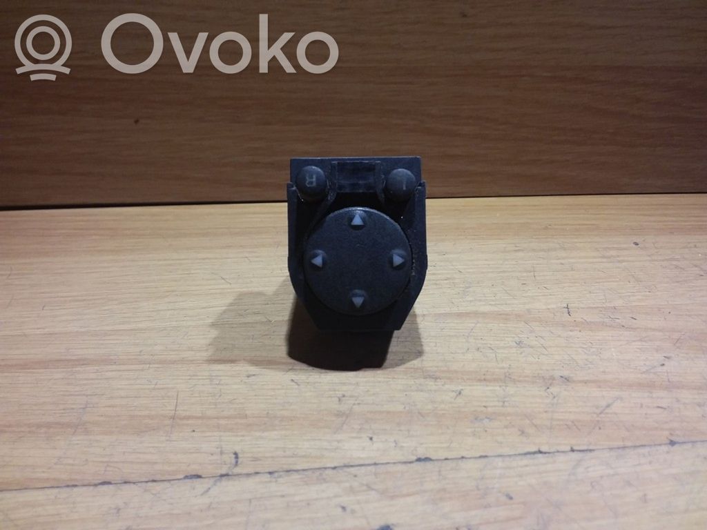 Audi 100 S4 C4 Wing mirror switch 