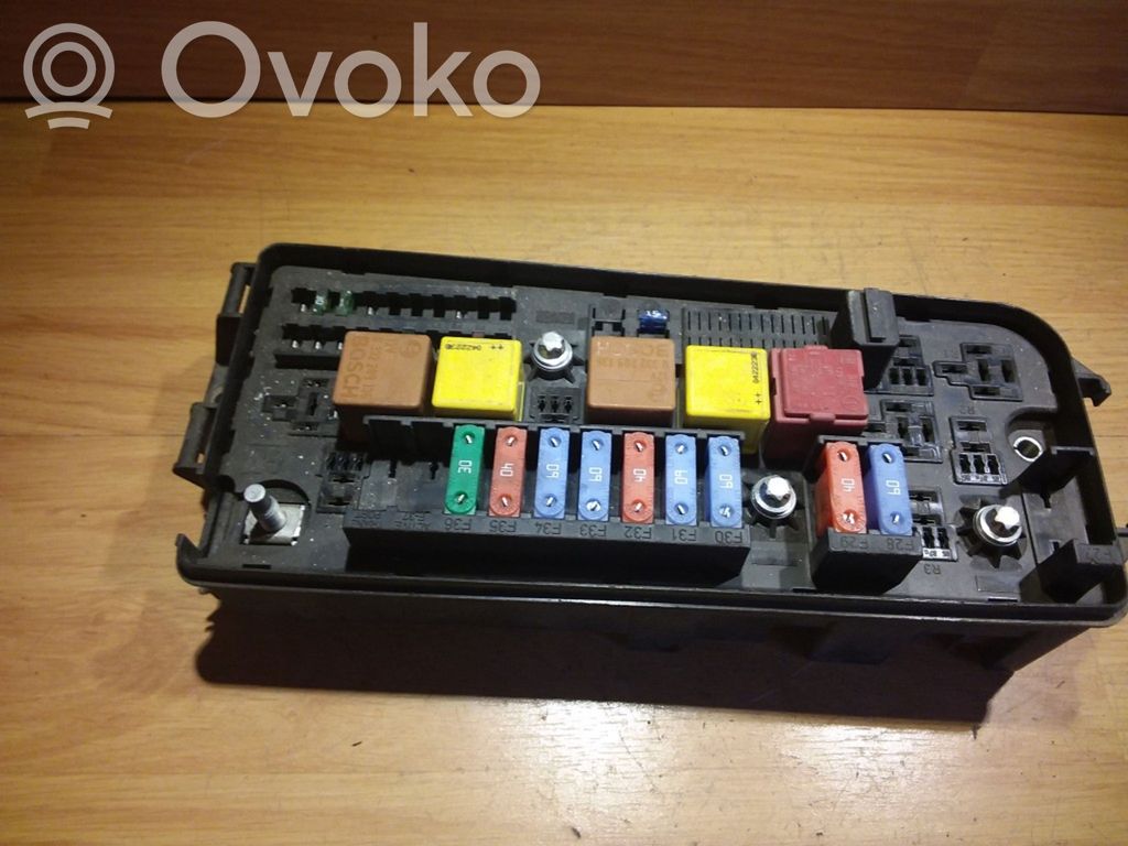 Opel Vectra C Módulo de fusible 
