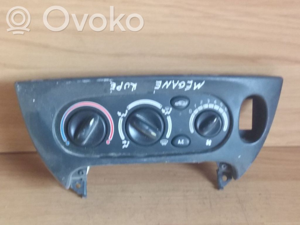 Renault Megane I Climate control unit 