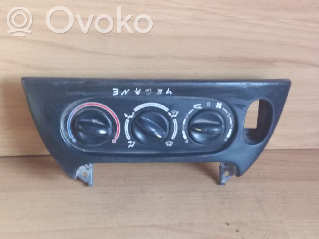 Renault Megane I Climate control unit 