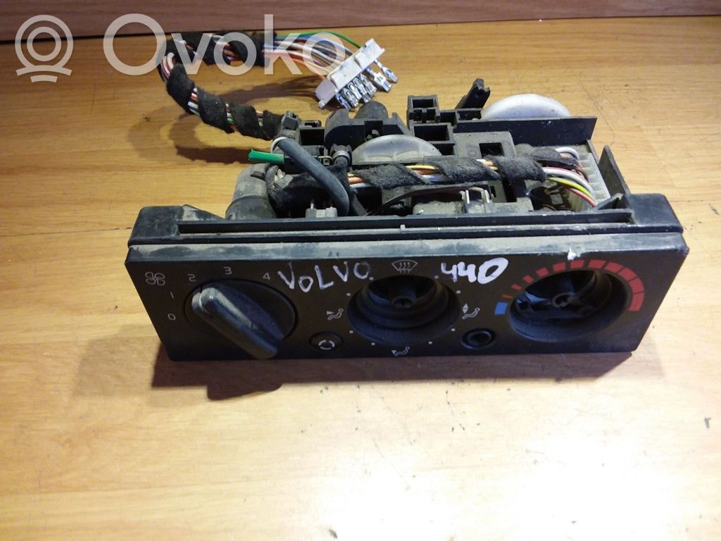 Volvo 440 Climate control unit 