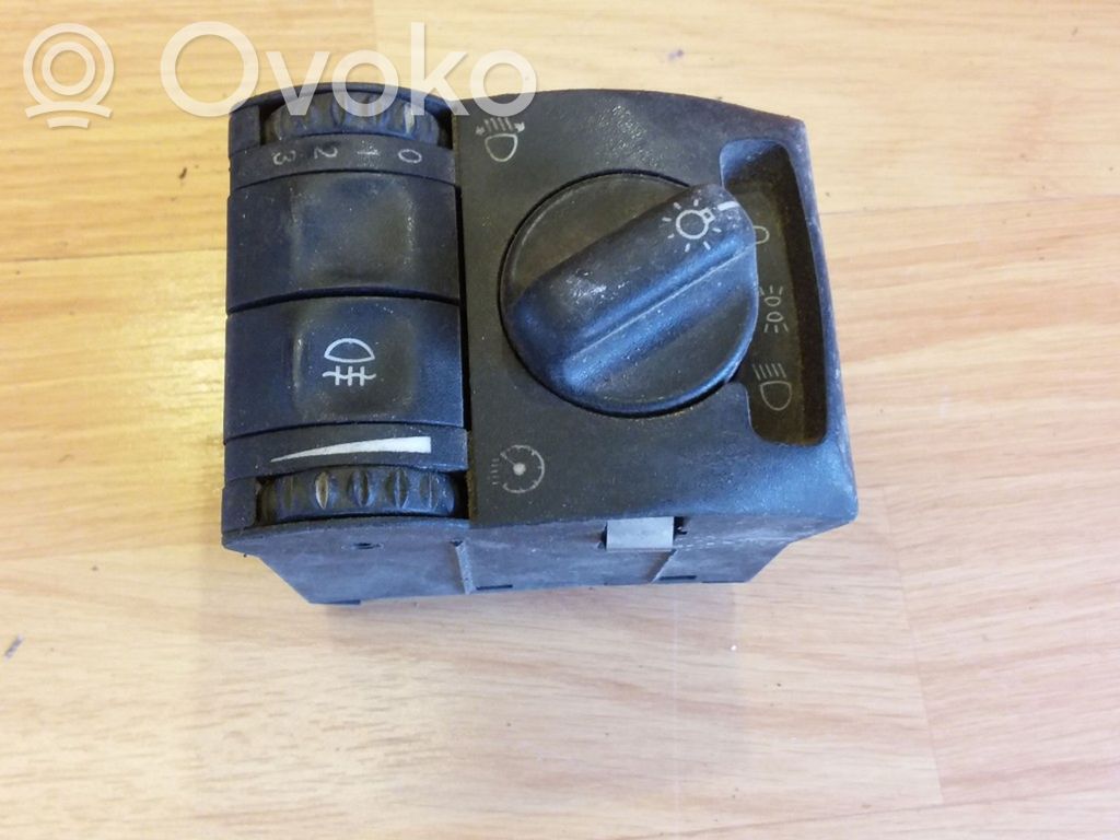 Opel Omega B1 Light switch 