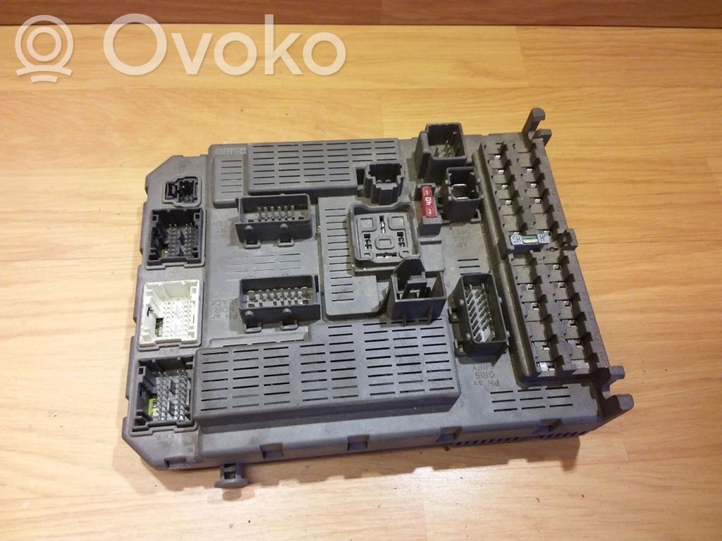 Citroen C5 Sulakemoduuli 