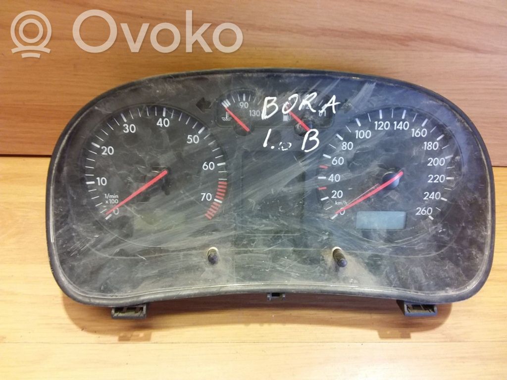 Volkswagen Bora Licznik / Prędkościomierz 