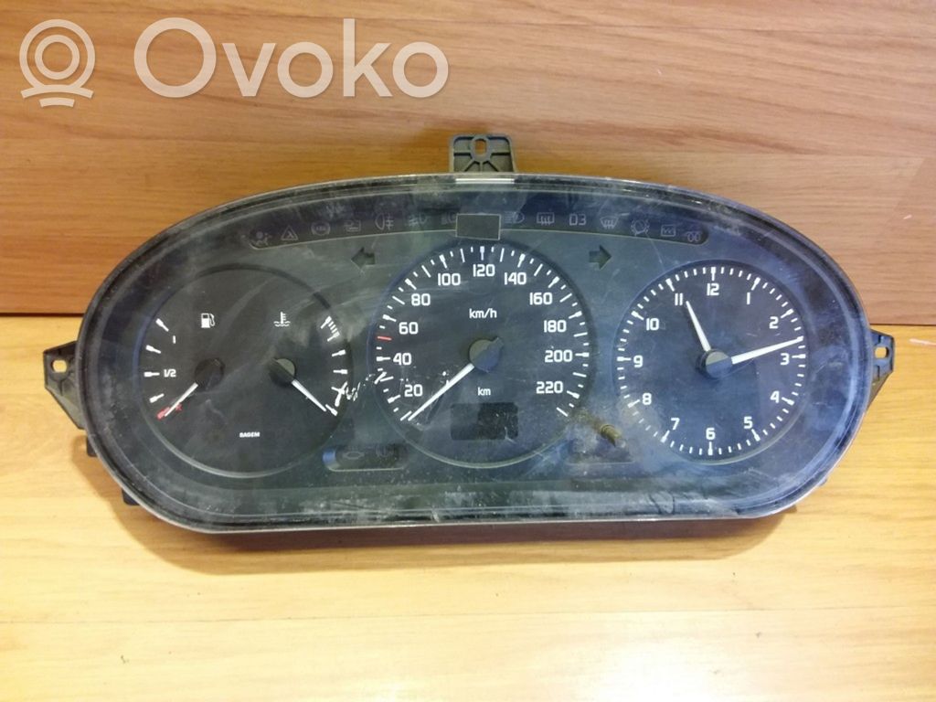 Renault Scenic I Speedometer (instrument cluster) 