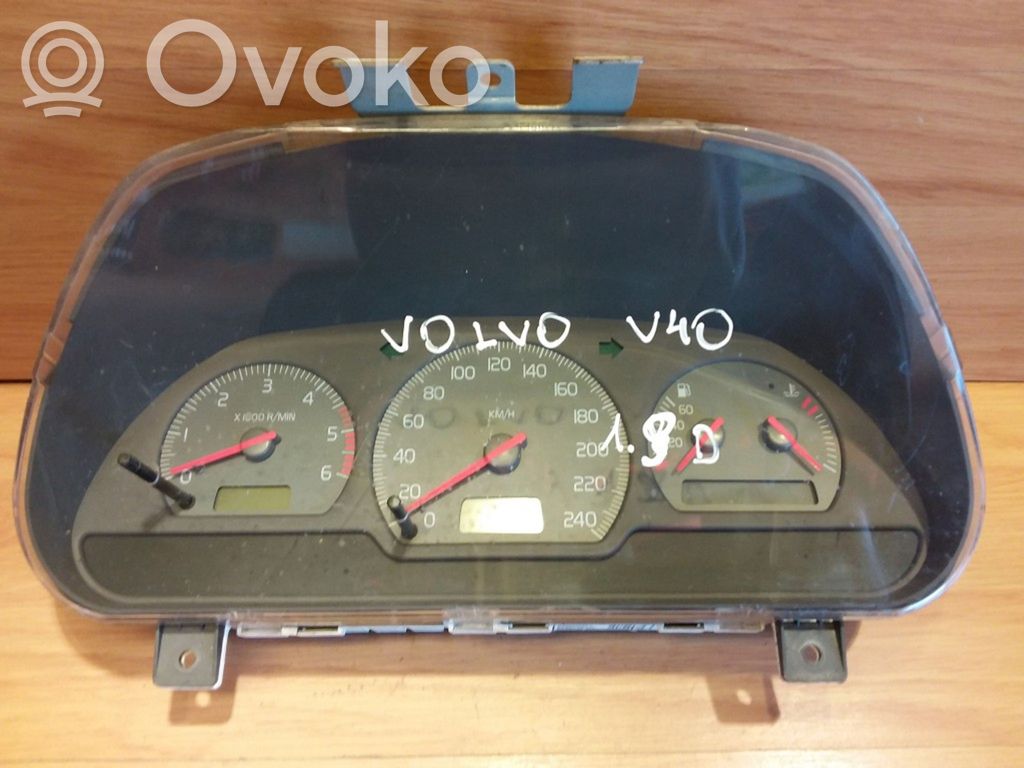 Volvo S40, V40 Speedometer (instrument cluster) 