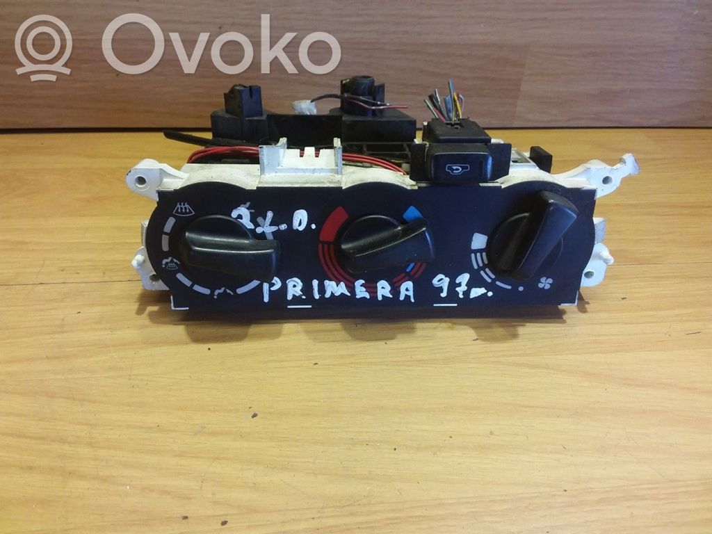 Nissan Primera Climate control unit 