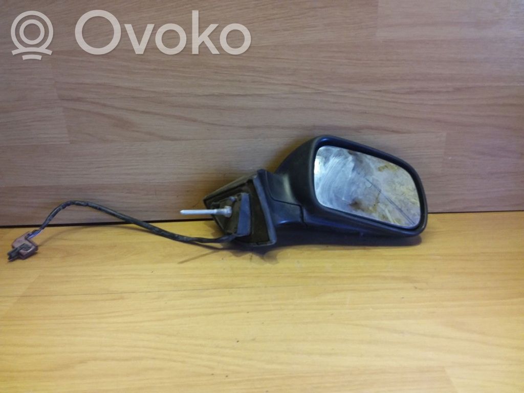 Peugeot 407 Front door electric wing mirror 