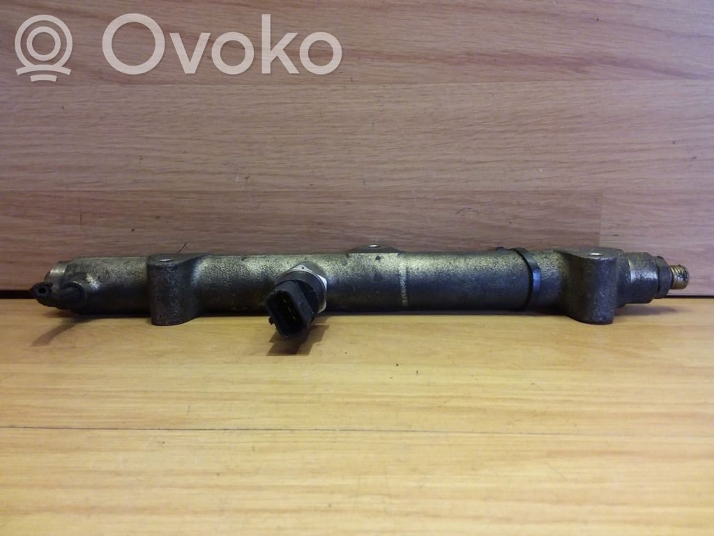 Chrysler Voyager Fuel main line pipe 