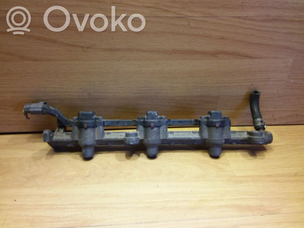 Mazda 626 Fuel main line pipe 