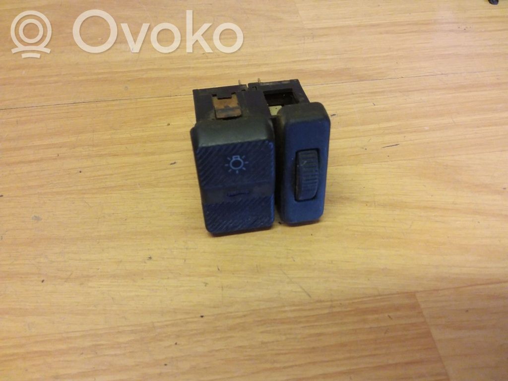 Volkswagen PASSAT B3 Light switch 