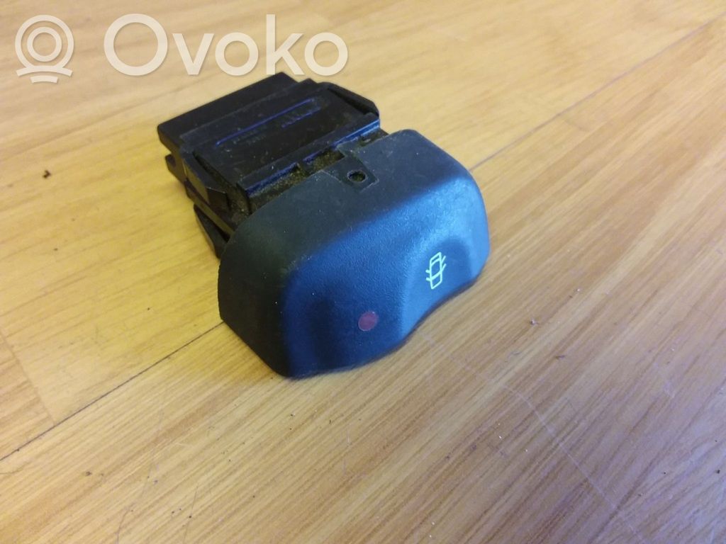 Central locking switch button   841242B